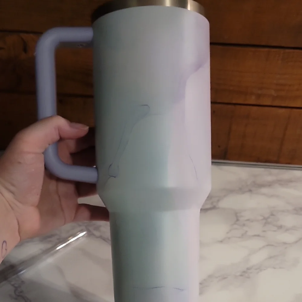 Stanley Limited Edition Quencher H2.0 Flowstate Insulated Tumbler 40oz - Picture 7 of 8